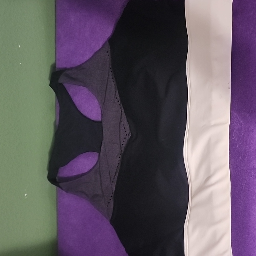 NWOT Colorblock Longline High Impact Sports Bra Workout Top